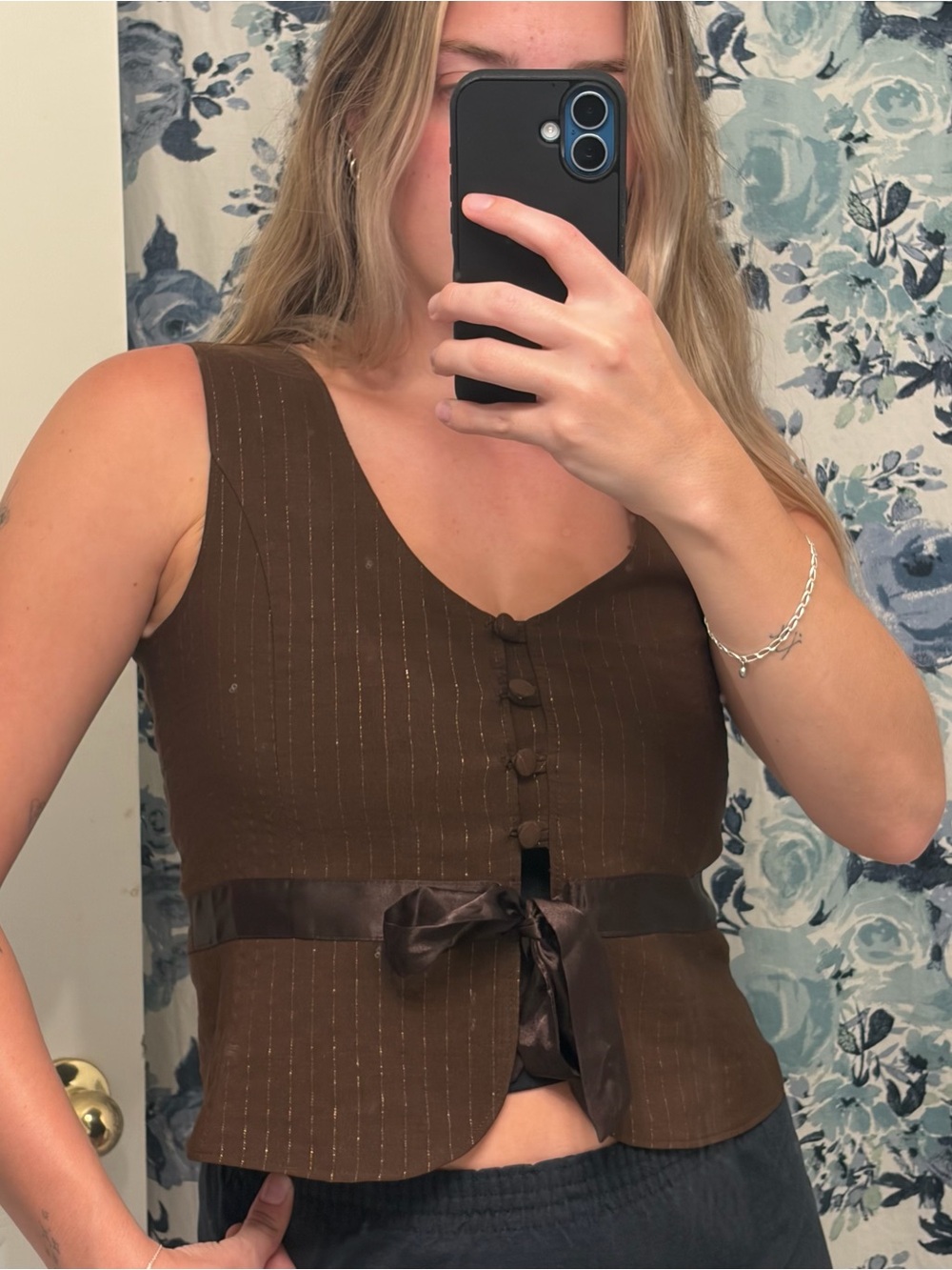 Brown vest with gold metallic stripes and satin tie